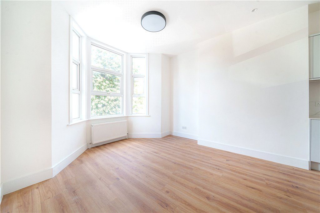 Property photo 3 of 18 Picture No. 20