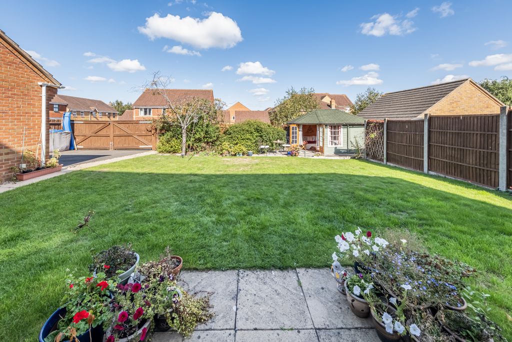 Property photo 3 of 20