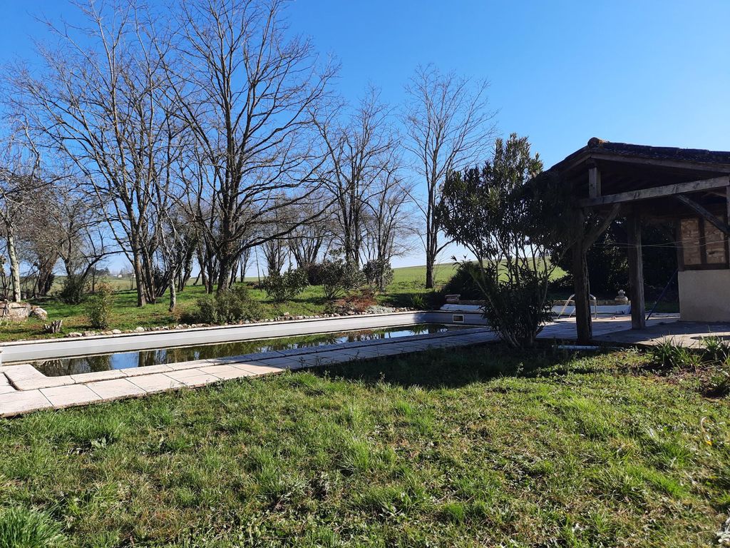 Property photo 3 of 24