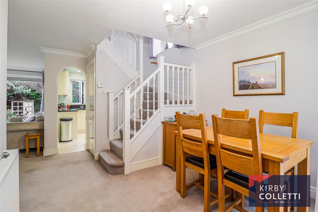 Property photo 2 of 19 Lounge/Diner