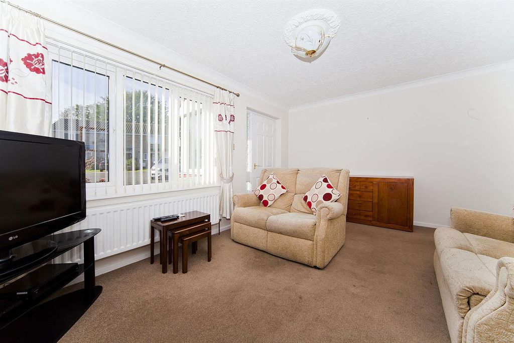 Property photo 3 of 20