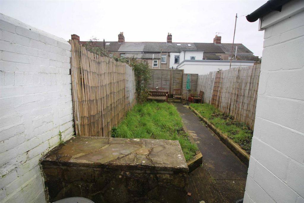 Property photo 2 of 14