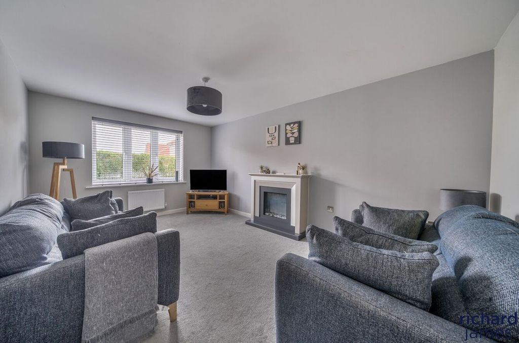 Property photo 2 of 20 6247E3E761304E58A93Da167d6388E23