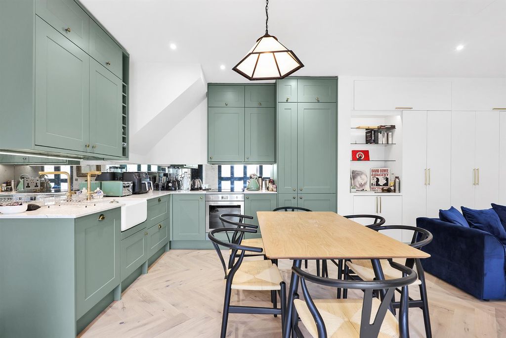 Property photo 3 of 15 Levi4308.Jpg