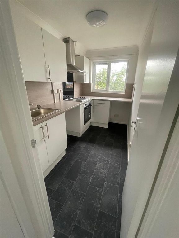 Property photo 2 of 7 F99Smbtf_0Wzr2Eun...