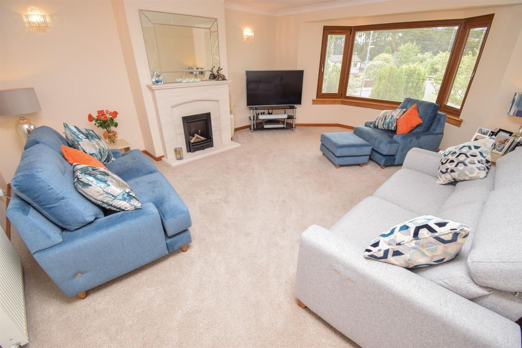 Property photo 3 of 31 Lounge-2.Jpg