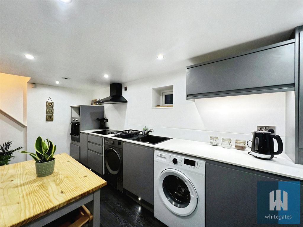 Property photo 3 of 19 Picture No. 41