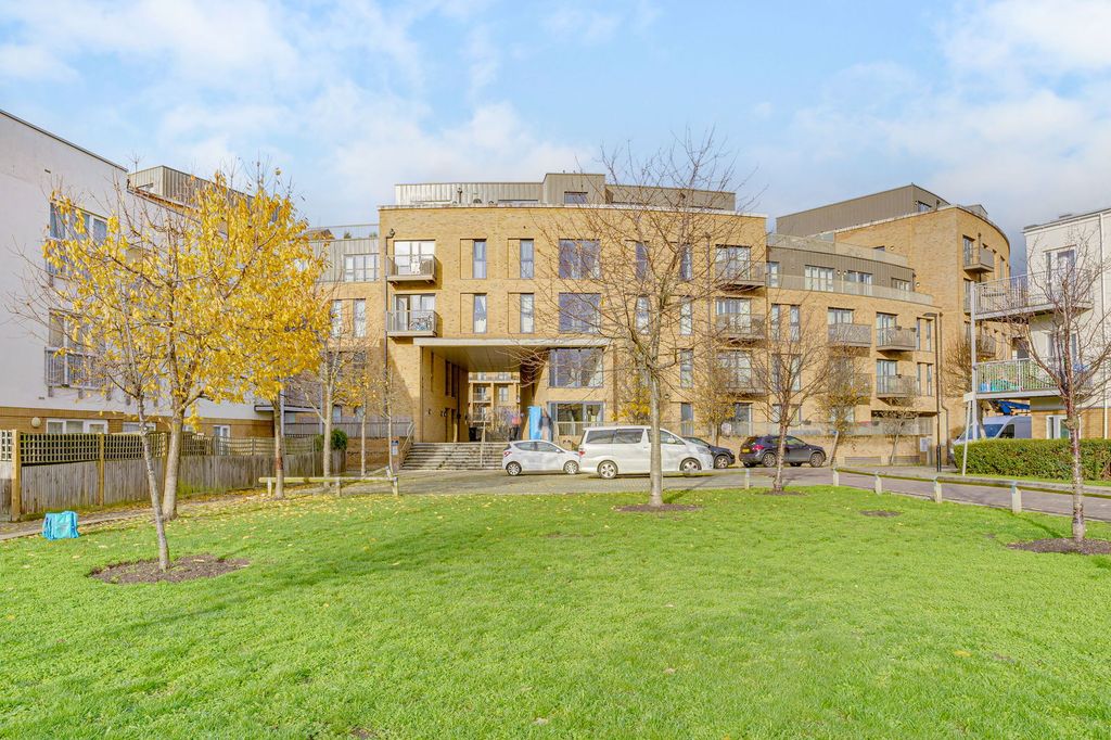 Property photo 2 of 15