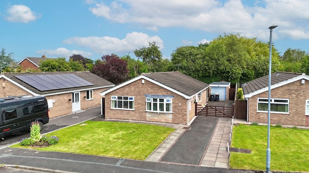 Property photo 1 of 16