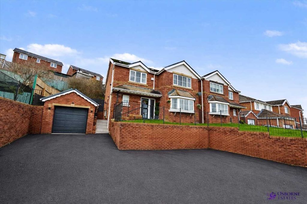 Property photo 1 of 30 Main Picture