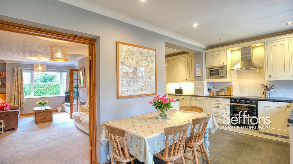 Property photo 2 of 19 Dscf9588_48