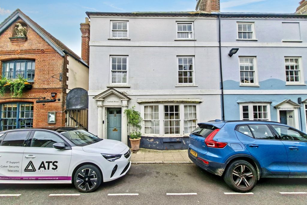 Property photo 2 of 4 Garrick House, 43 Tarrant Street, Arundel, Bn18 9Dj
