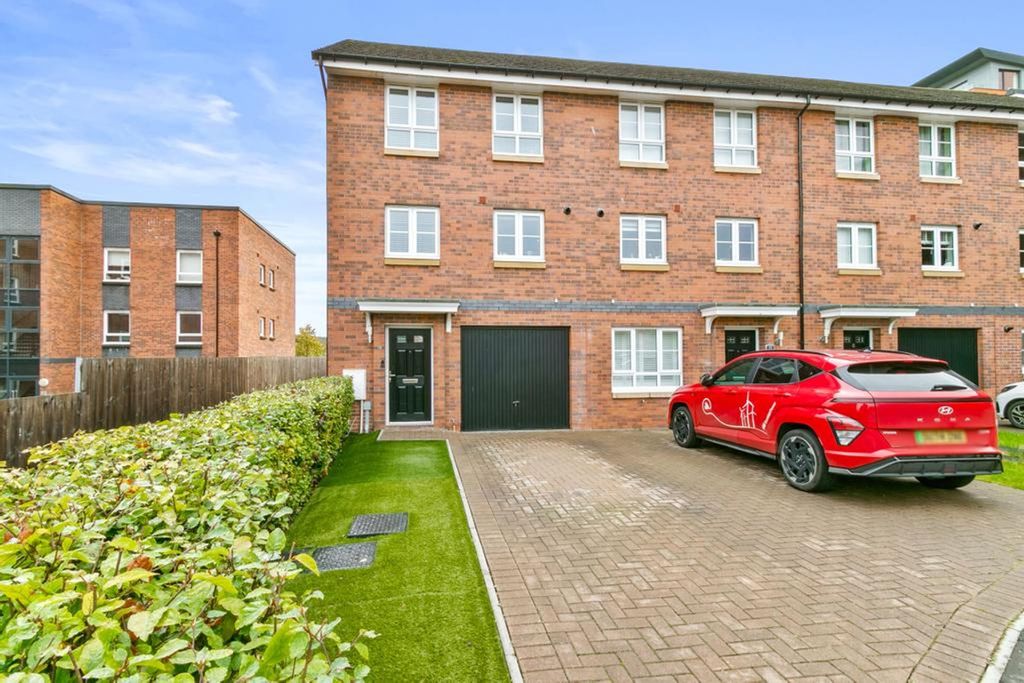 Property photo 1 of 31