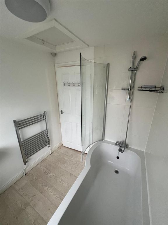 Property photo 3 of 11 Bathroom 1.Jpg