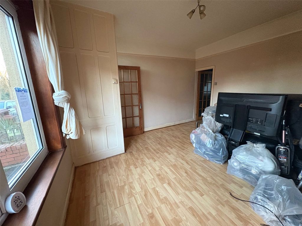 Property photo 2 of 9 Picture No. 03