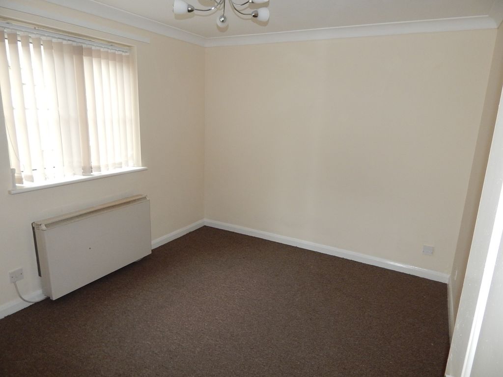 Property photo 2 of 7 Lounge