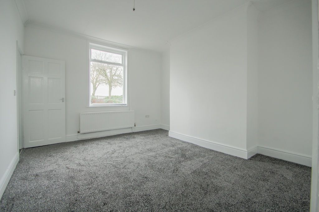 Property photo 2 of 13 Photo 2