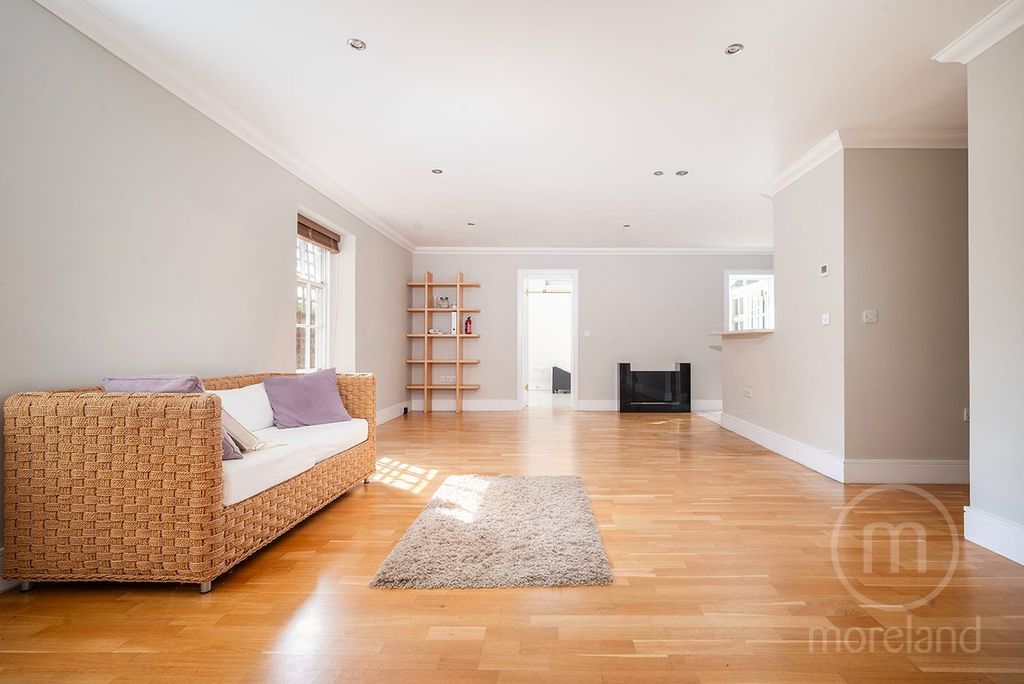 Property photo 1 of 10 3567304