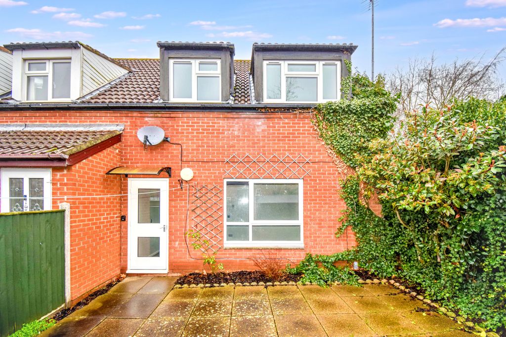 Property photo 2 of 3 10 Brennewater Mews, Norwich, Norfolk Nr5 9Dh