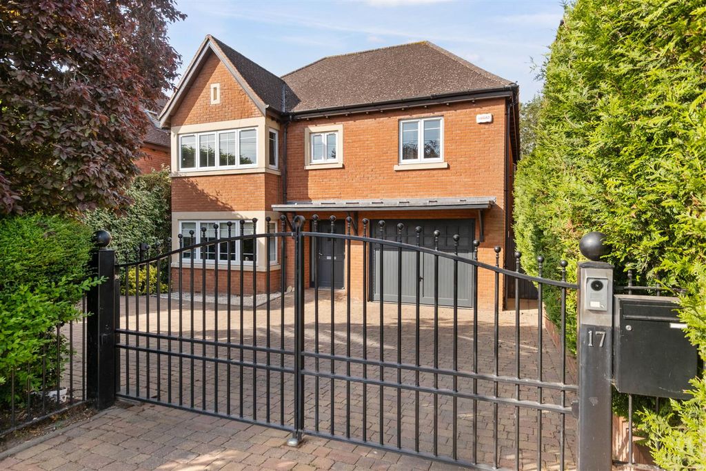 6 bed detached house for saleLoxley Road, Stratford-Upon-Avon CV37