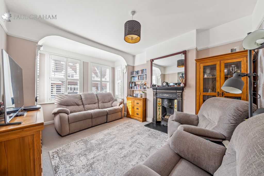 Property photo 3 of 17 Dsc07473