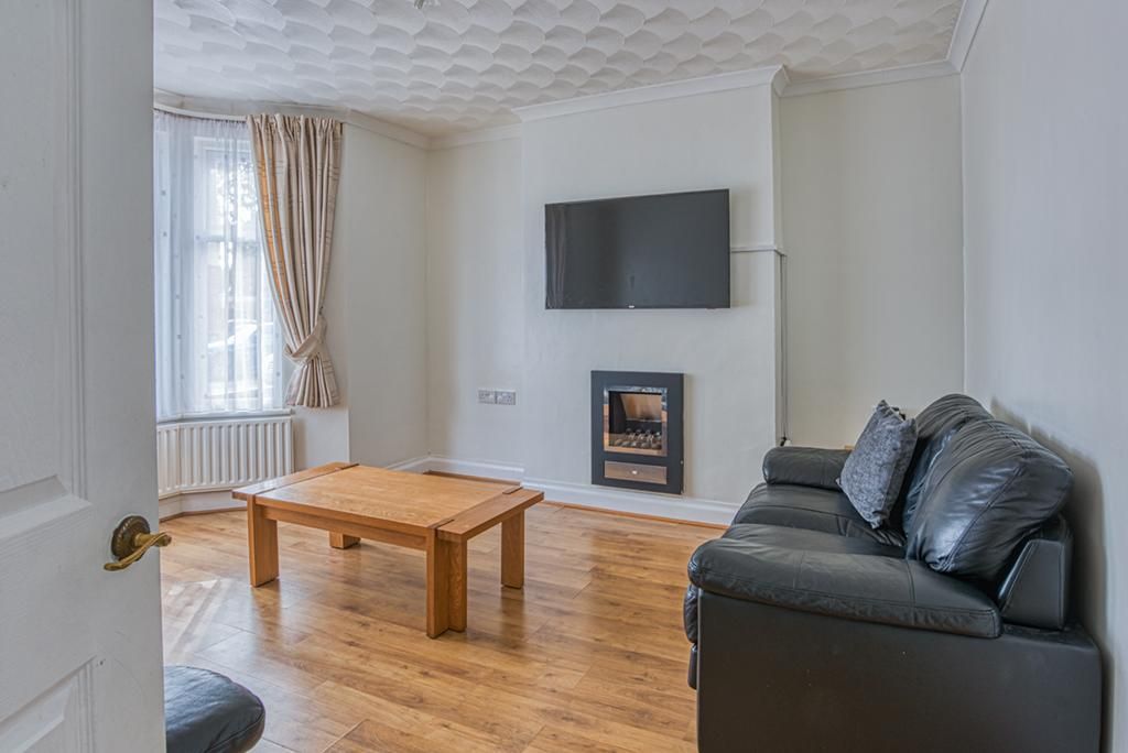 Property photo 3 of 13 Photo 3