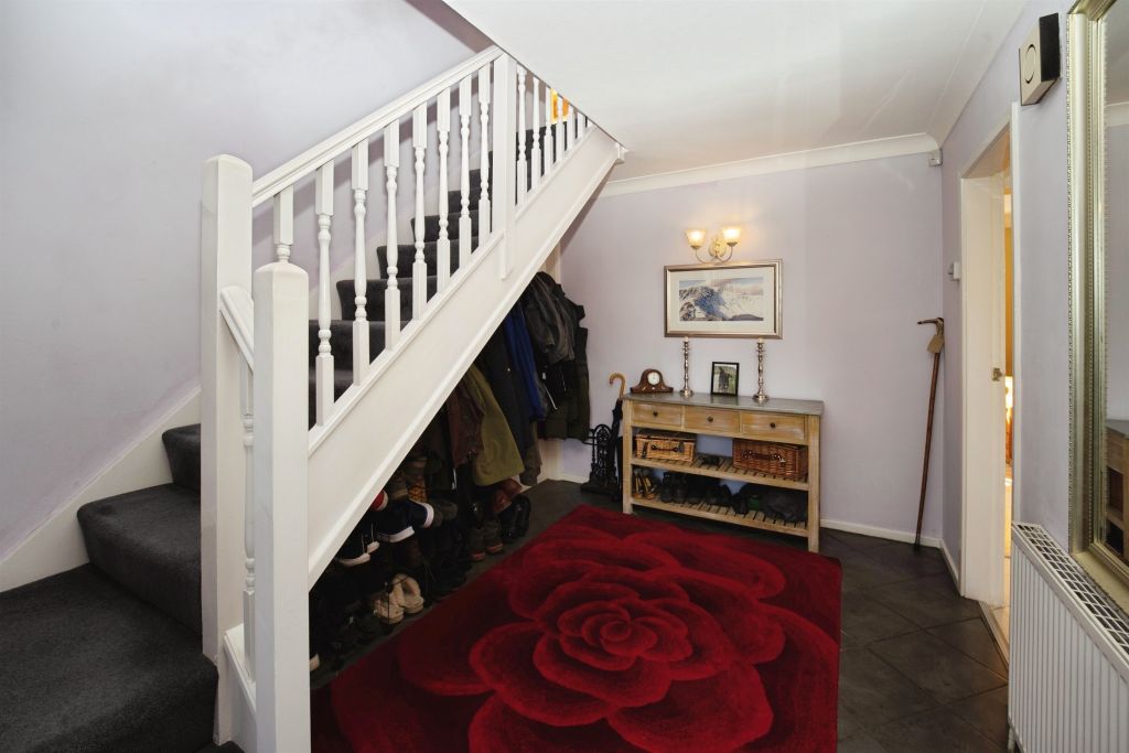 Property photo 3 of 23