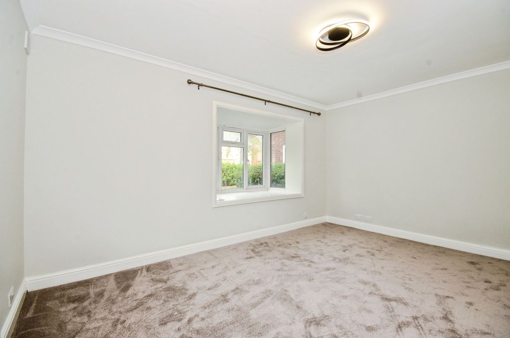Property photo 3 of 14 Image