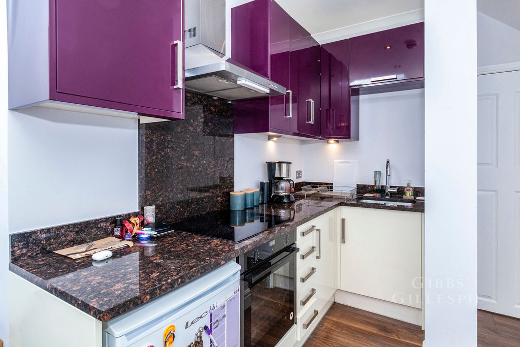 Property photo 2 of 13 Pbox-Img.Jpg