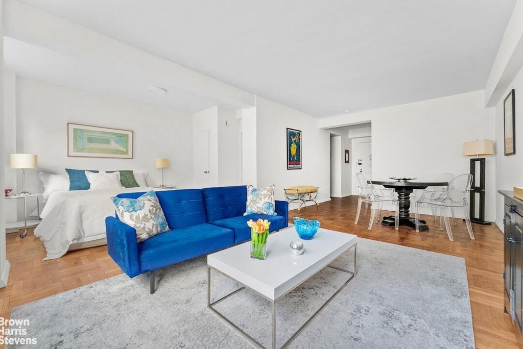 Property photo 2 of 12 <Alttext/>