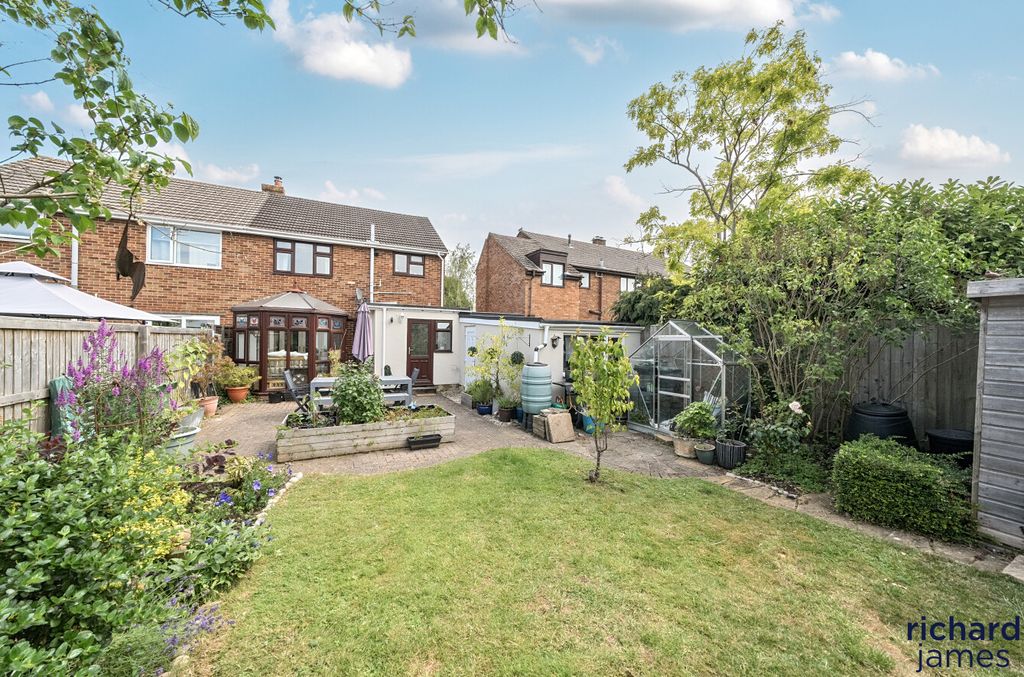 Property photo 2 of 13 5A3327464Ad44750B4472A8A35c5c840