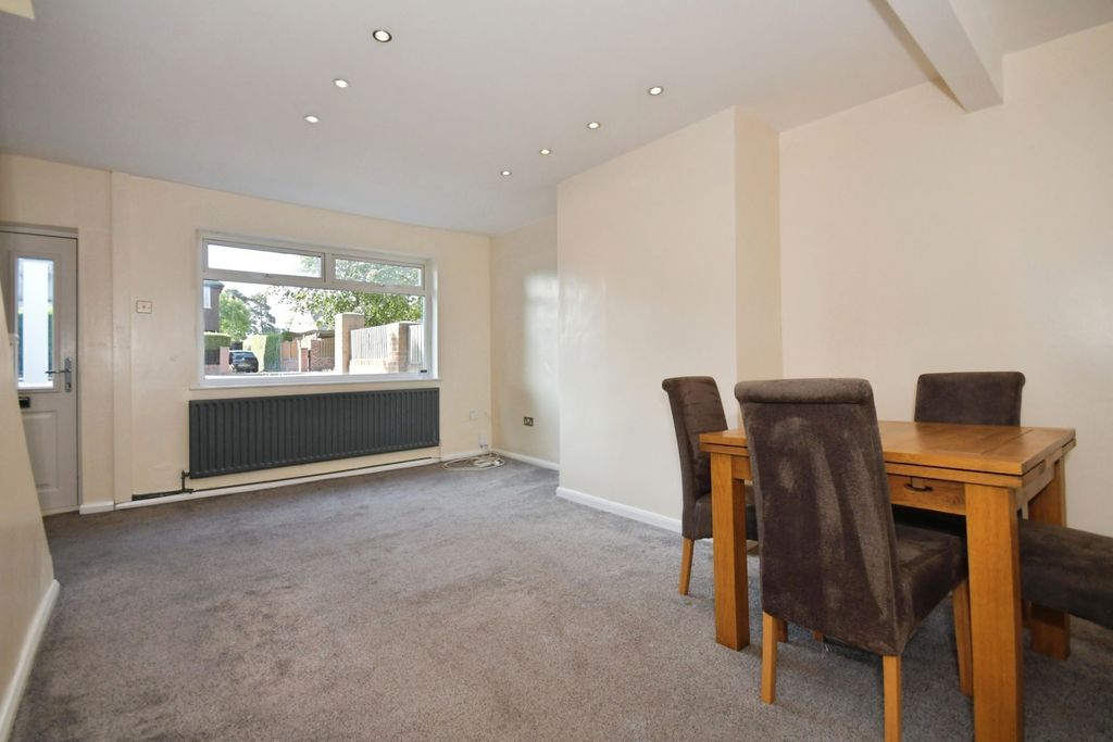 Property photo 2 of 11 Pbox-Img.Jpg