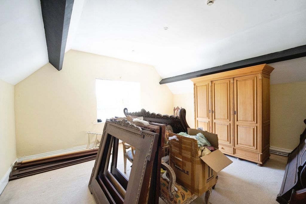 Additional image 21 of 11 bed country house for saleGlenholme Park, Clayton, Bradford BD14
