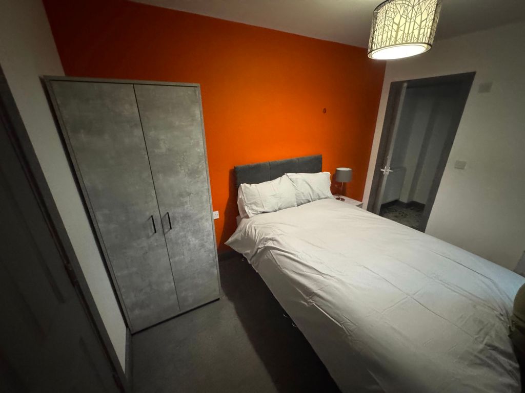 Property photo 2 of 6