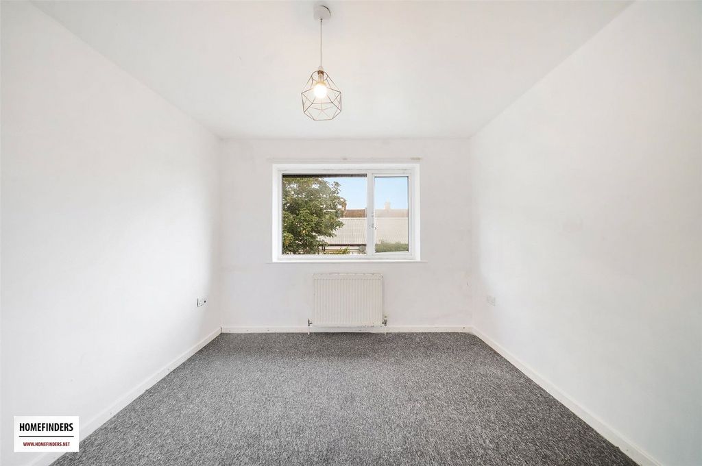Property photo 2 of 14 Picture No. 04