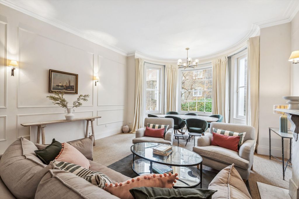 Property photo 3 of 18 Image