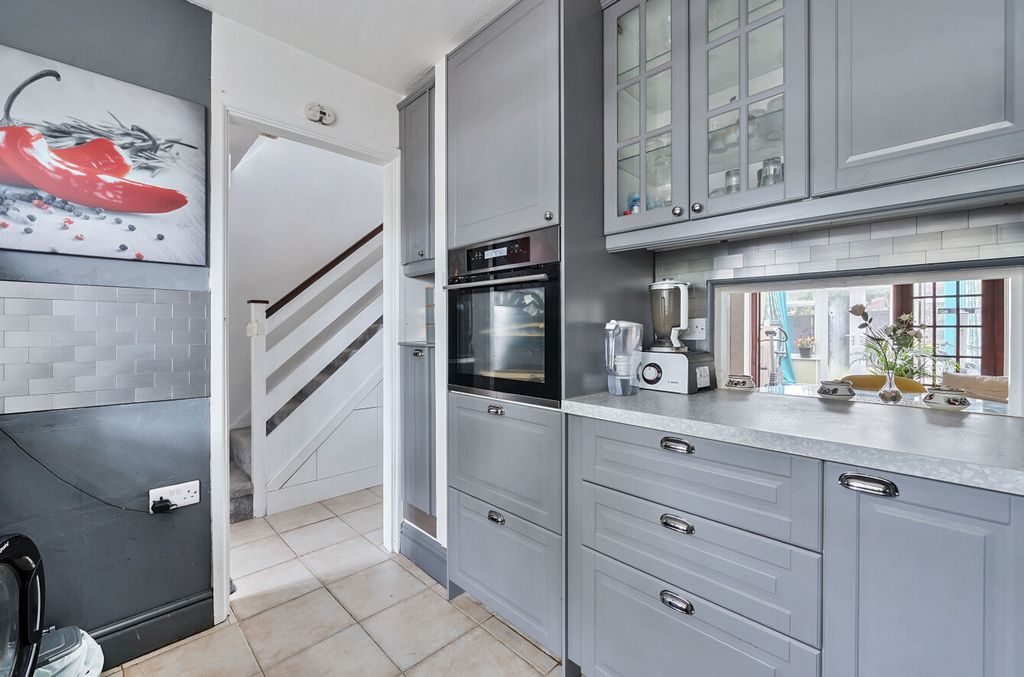 Property photo 3 of 19 1332389-4-6890c85...