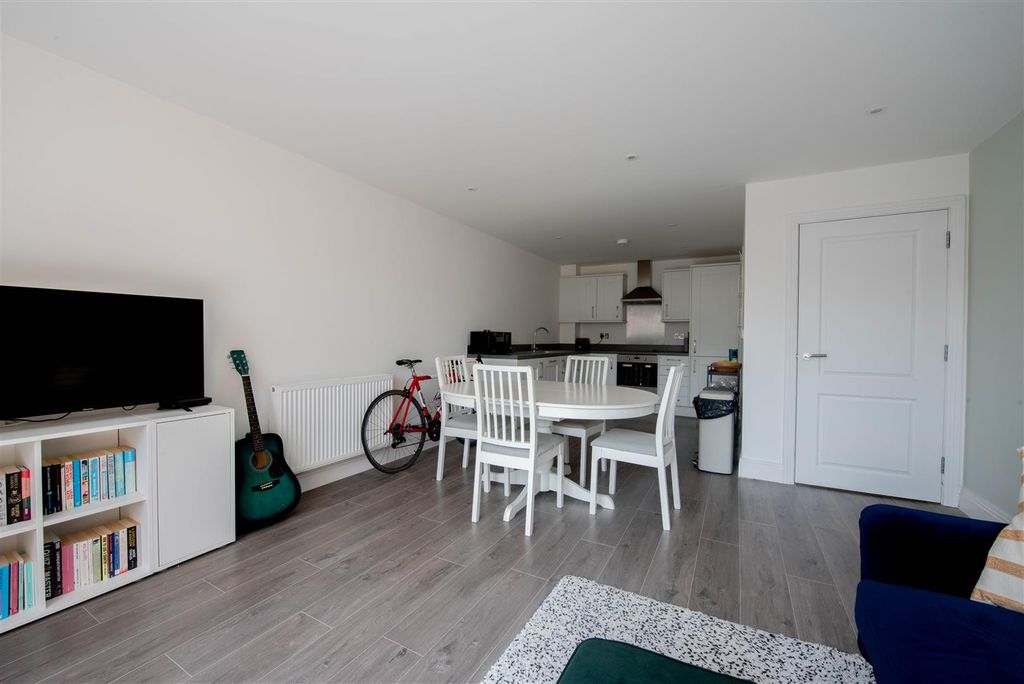 Property photo 3 of 10 Wilde Court And 80 Mill Street-36.Jpg