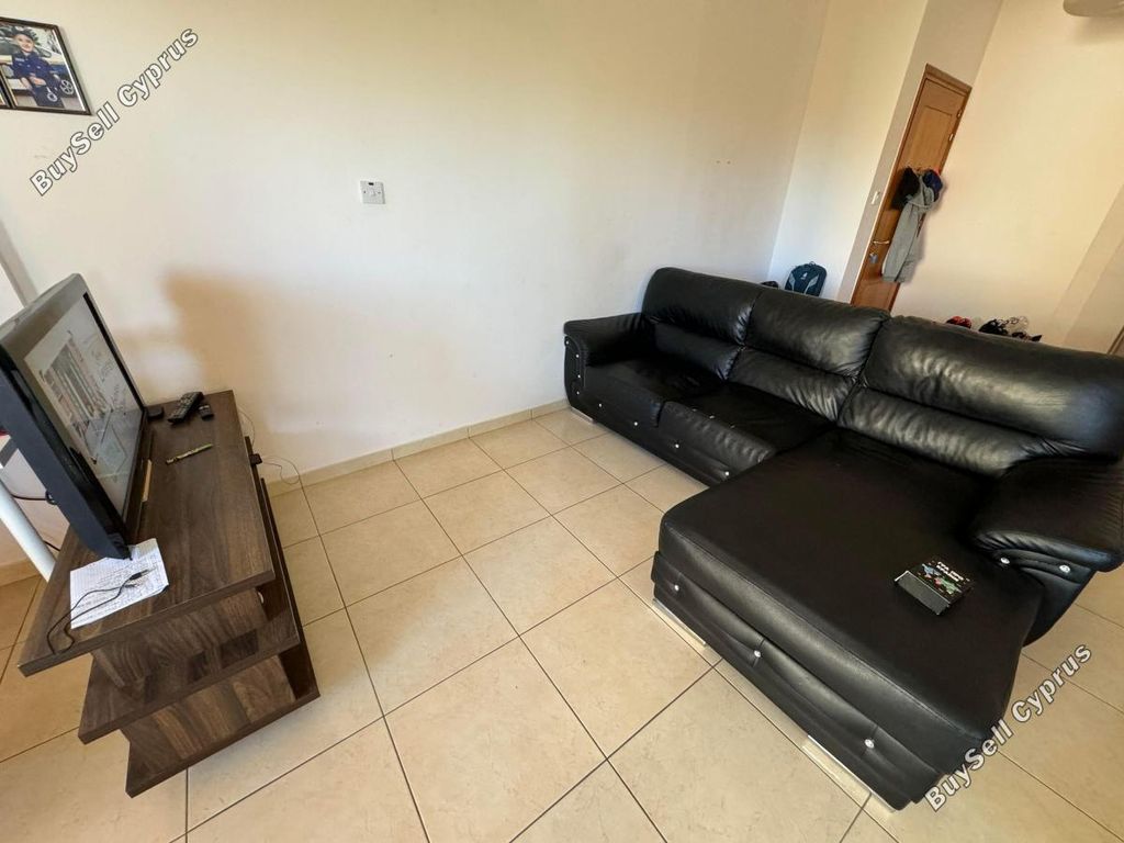 Property photo 3 of 4