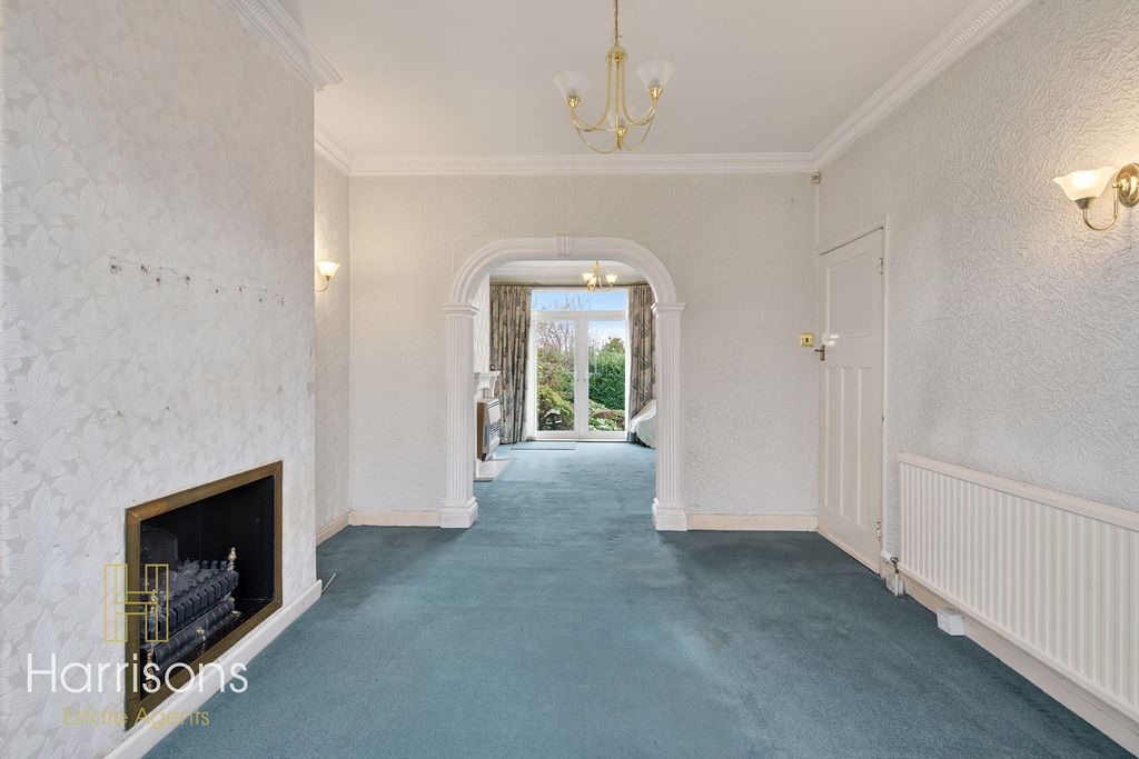 Property photo 3 of 28 4881287