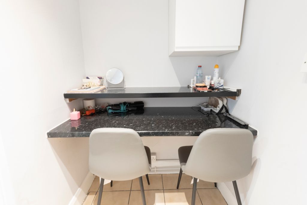 Property photo 3 of 8 Desk, Vanity