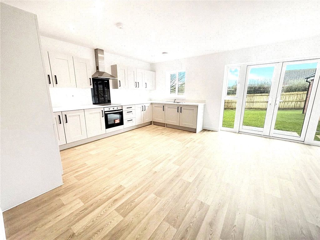 Property photo 2 of 16 Picture No. 31
