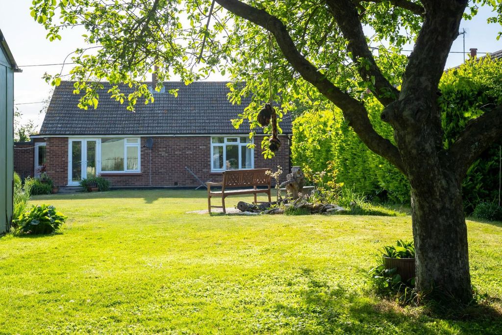 Property photo 1 of 29