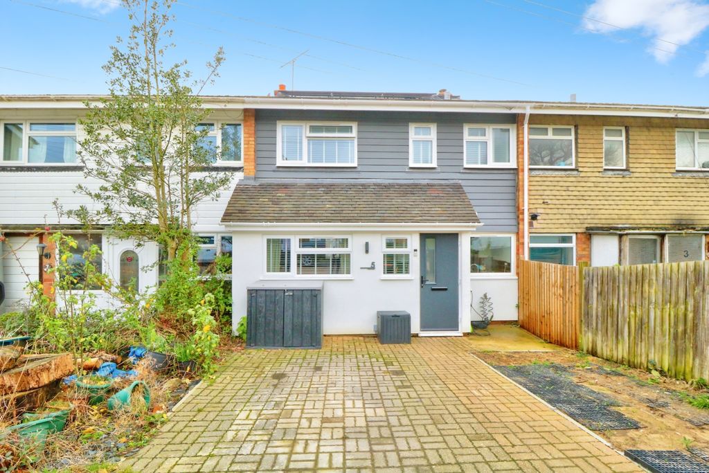 Property photo 1 of 19 Front External