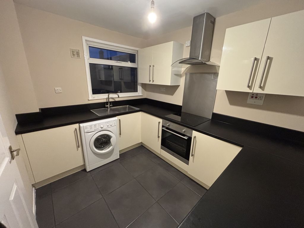 Property photo 2 of 12 Img_7507