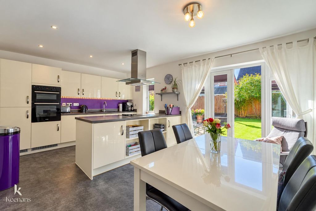 Property photo 1 of 42 2.Jpg