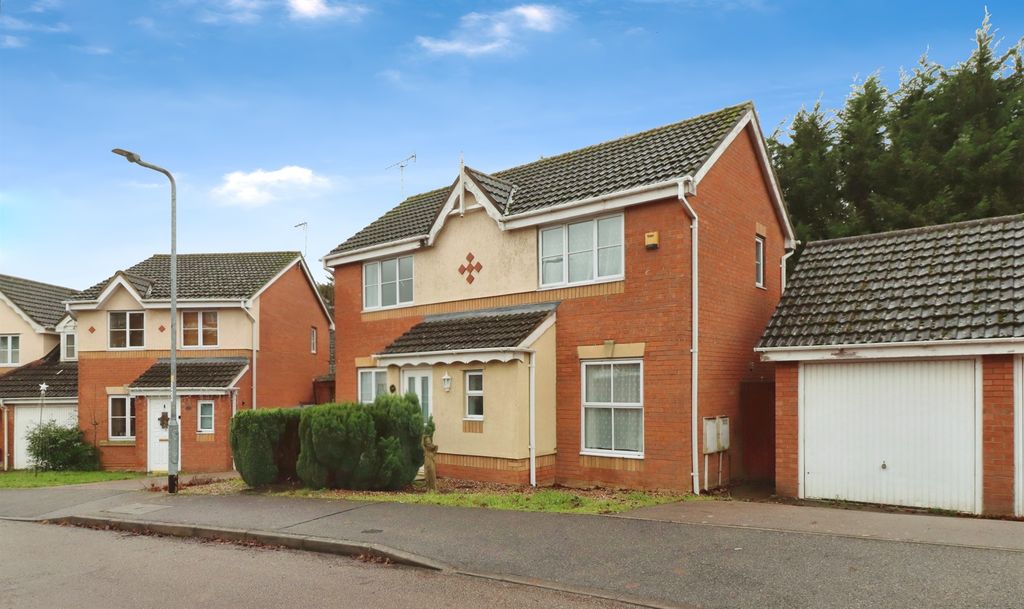 Property photo 1 of 24