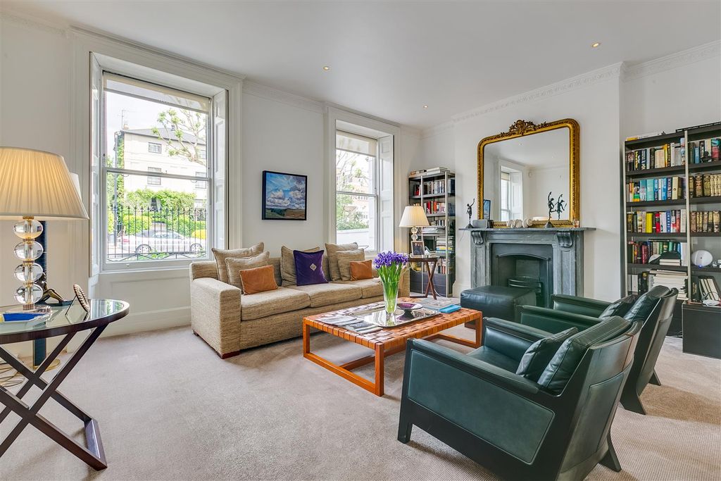 Property photo 3 of 15 Hamilton Terrace 55-1.Jpg