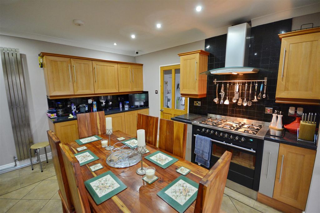 Additional image 11 of 4 bed detached bungalow for saleMorfa Bychan, Porthmadog, Gwynedd LL49