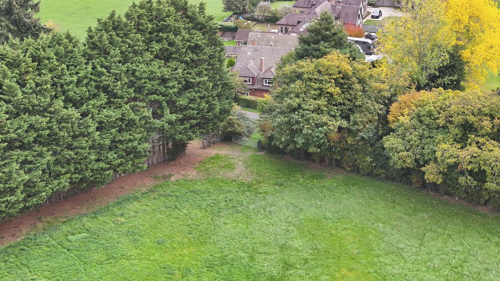 Property photo 3 of 3